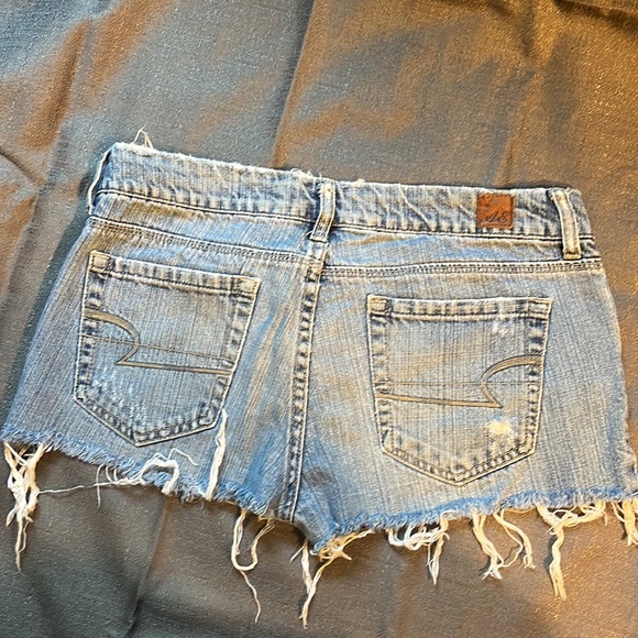 AMERICAN EAGLE Jean shorts - Picture 4 of 4